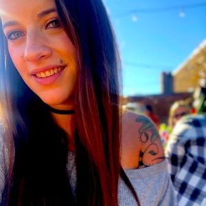 Meet your Posher, Maryssa